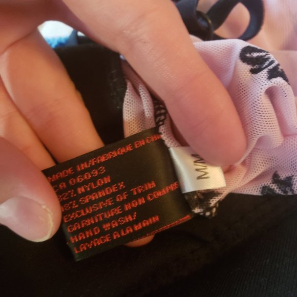 Pink and black lingerie slip - Picture 4 of 7